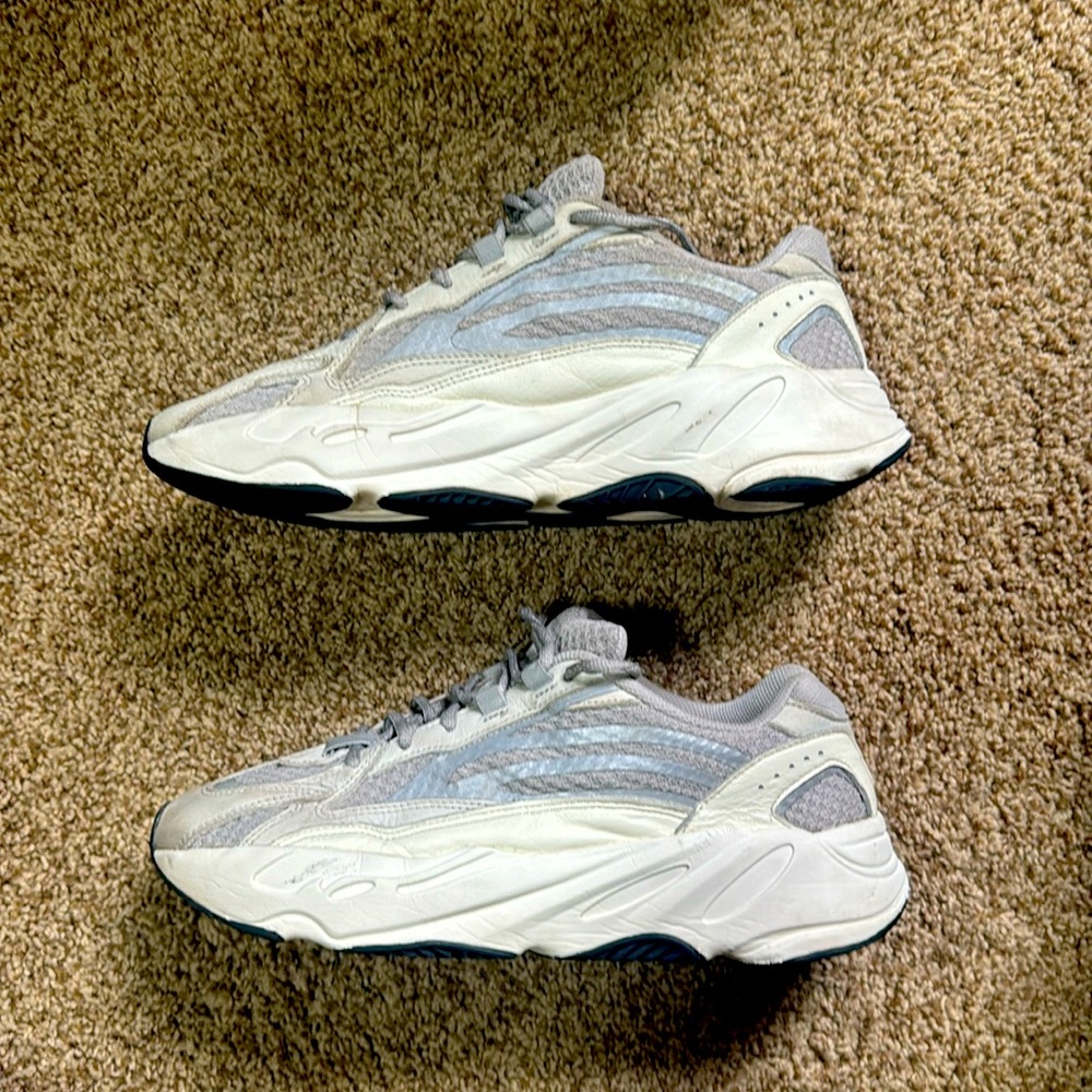 Yeezy Boost 700 V2 Static (Used)